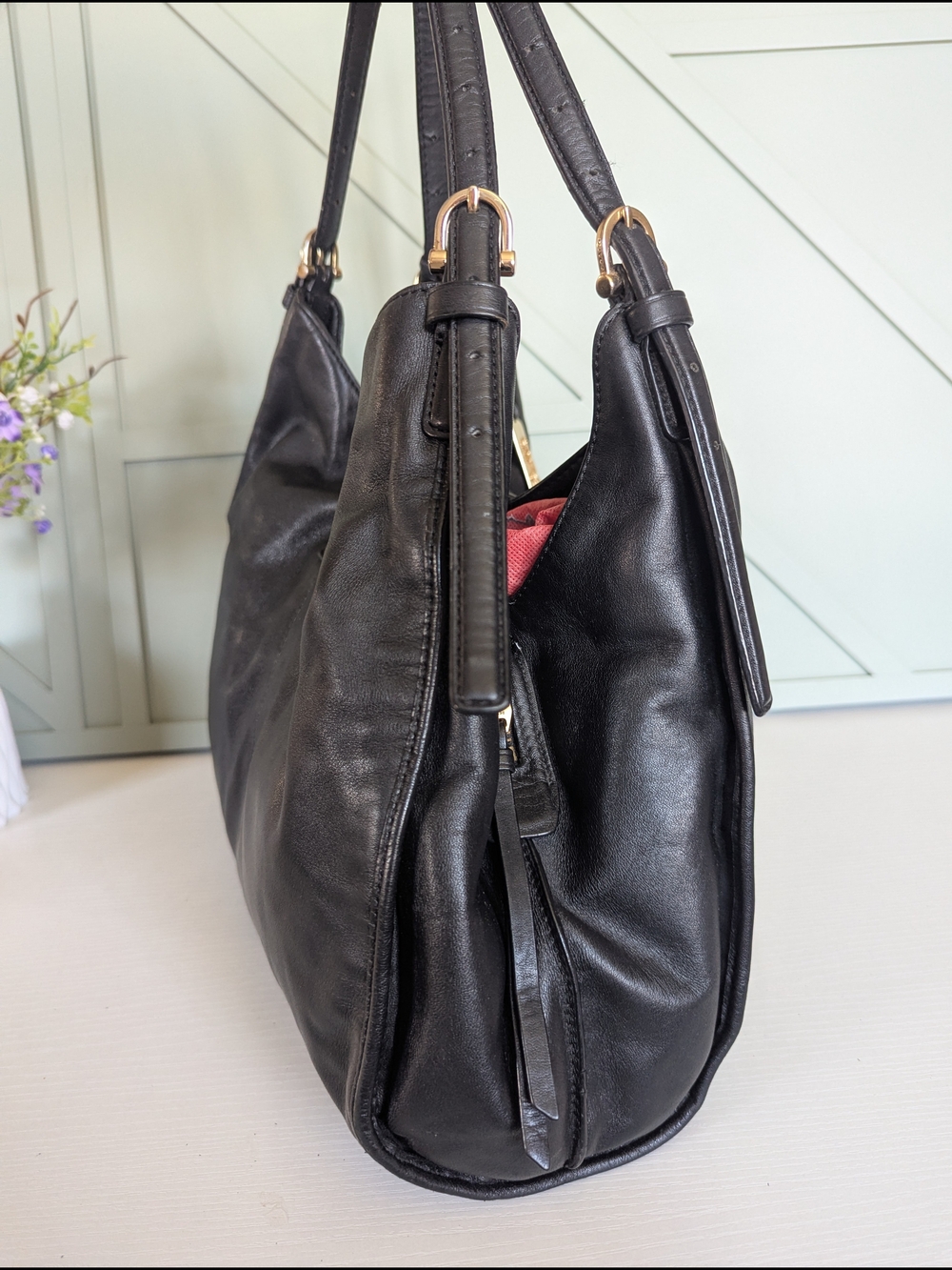 Coach Madison Carlyle Shoulder Bag in black smooth leather. - Picture 7 of 11